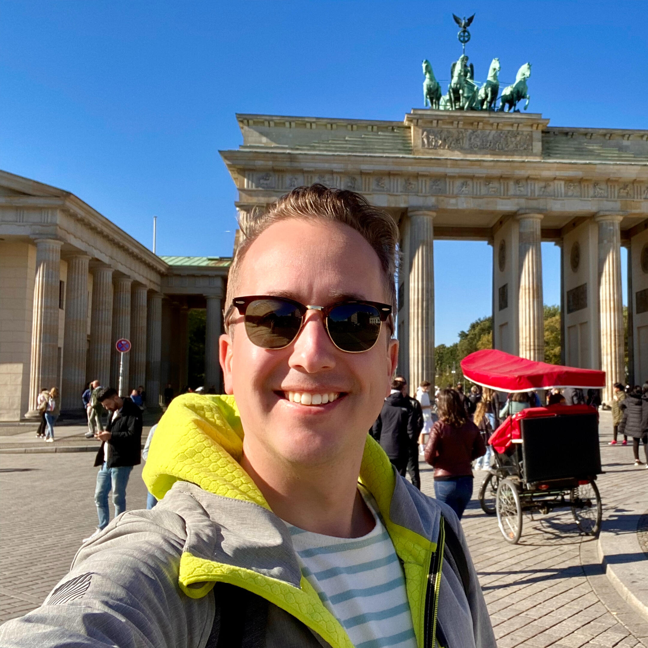 Logo Activist Founder